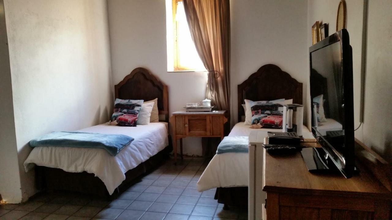 Calvinia Guesthouse Eksteriør billede