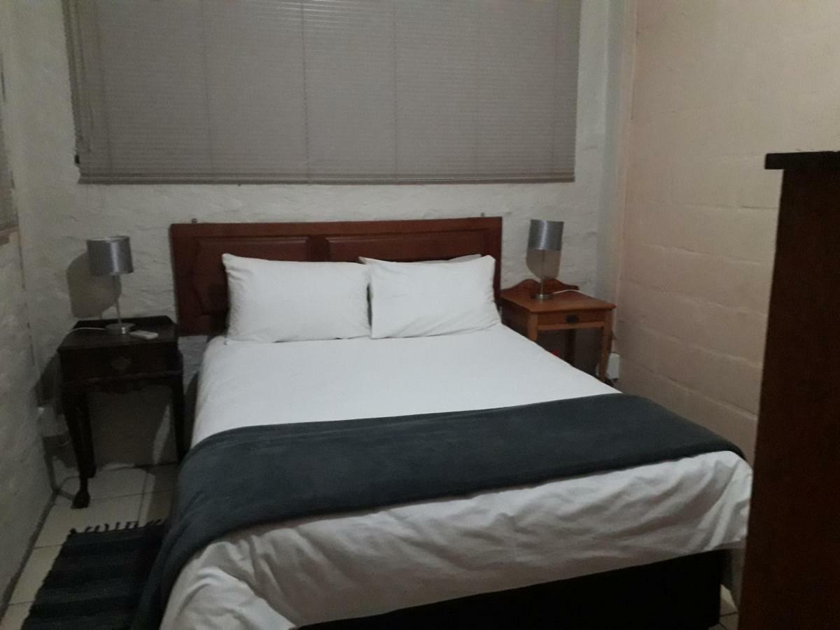 Calvinia Guesthouse Eksteriør billede